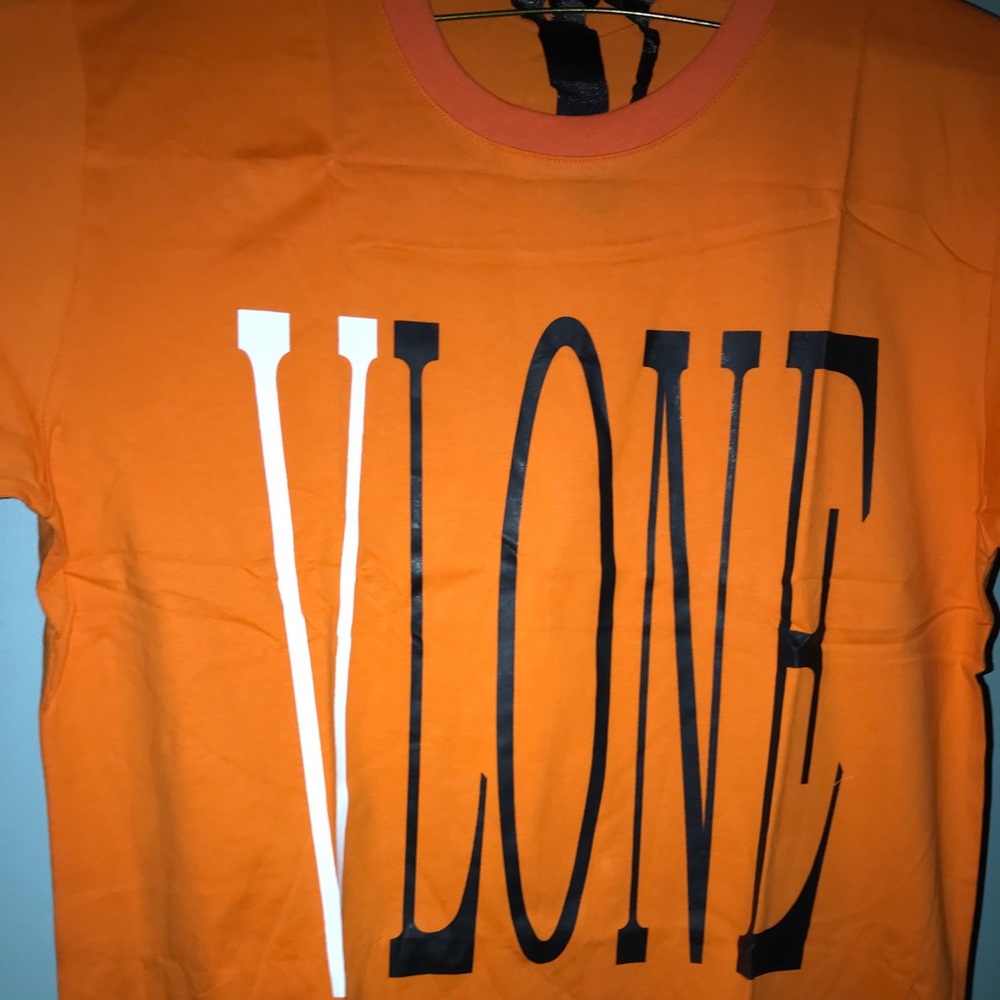 Vlone t shirt